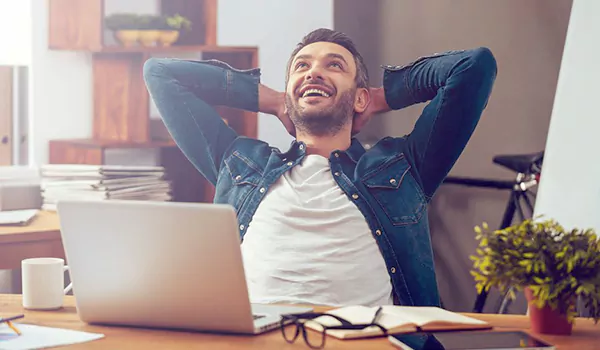 نصائح لتجنب تأثير العمل أونلاين على العقل والجسم