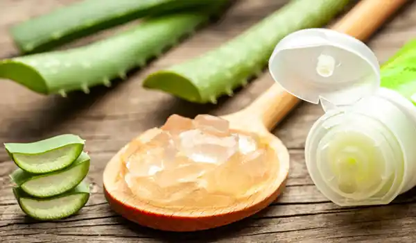 كيفية صنع بلسم الصبار للشفايف في المنزل