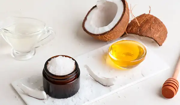 تنظيف الوجه بعمق: 10 وصفات منزلية بسيطة لجميع أنواع البشرة أقوى 10 وصفات طبيعية لتنظيف الوجه العميق